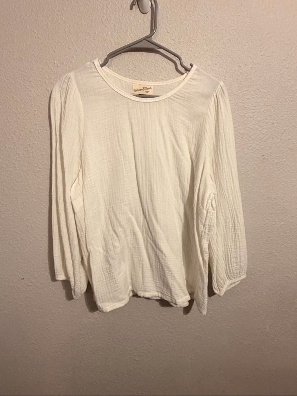 Universal Thread White Textured Long-Sleeve Peasant Top